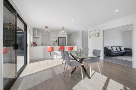Photo of property in 39 Arran Drive, Aongatete, 3178