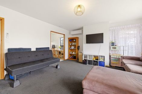 Photo of property in 4 Ontario Place, Wainoni, Christchurch, 8061