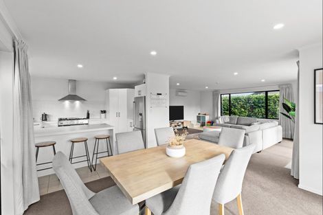 Photo of property in 31 Chestnut Close, Kelvin Grove, Palmerston North, 4414