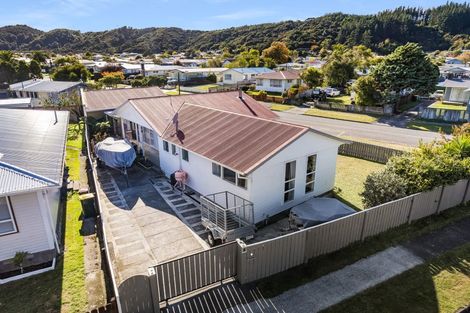 Photo of property in 2 Kawatiri Grove, Wainuiomata, Lower Hutt, 5014