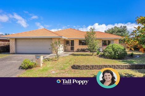 Photo of property in 5 Ashleigh Way, Waikanae Beach, Waikanae, 5036