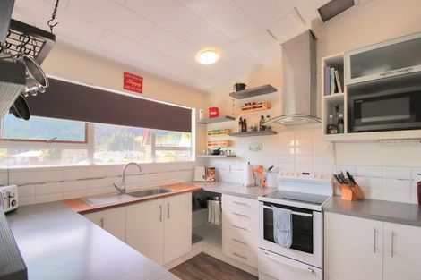 Photo of property in 11 Cobham Drive, Kawerau, 3127