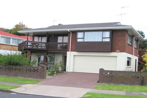 Photo of property in 30 Sunnyview Avenue, Shelly Park, Auckland, 2014