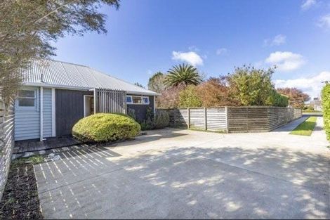 Photo of property in 23 Kaipara Portage Road, Riverhead, 0820