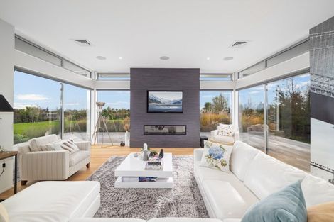 Photo of property in 2 Aglaia Place, Cracroft, Christchurch, 8022