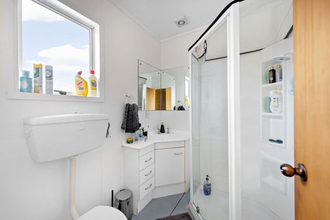 Photo of property in 5 Matapouri Road, Mangere Bridge, Auckland, 2022