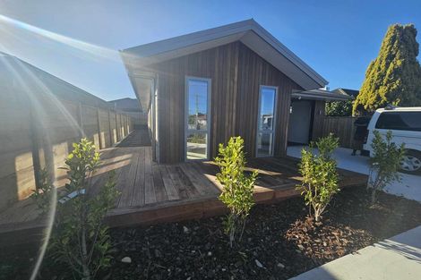 Photo of property in 32 George Street, Levin, 5510