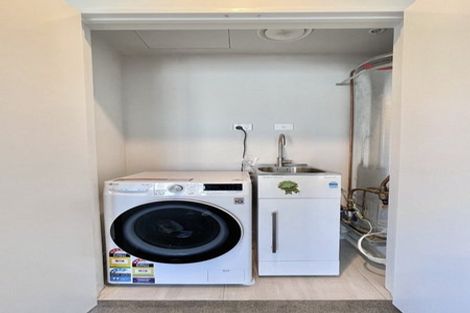Photo of property in Pinnacle On Victoria, 160 Victoria Street, Te Aro, Wellington, 6011