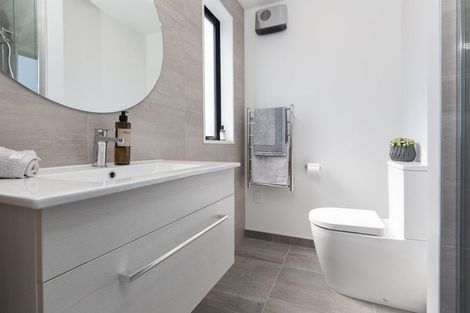 Photo of property in 2/59 Waimairi Road, Upper Riccarton, Christchurch, 8041