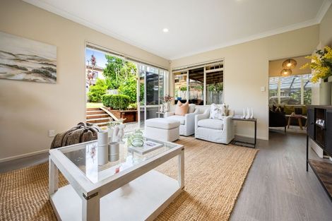 Photo of property in 23 South Kensington Way, Henderson, Auckland, 0612