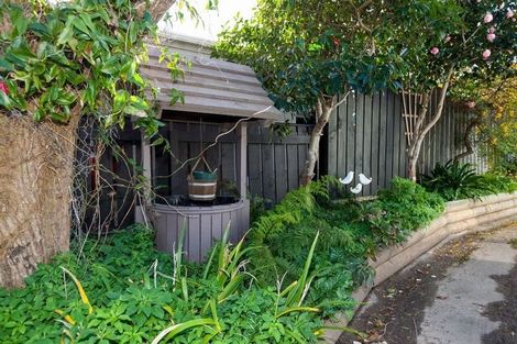 Photo of property in 96 Matatua Road, Raumati Beach, Paraparaumu, 5032