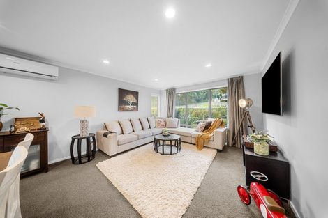 Photo of property in 2 Ballintoy Park Drive, Welcome Bay, Tauranga, 3175