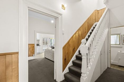Photo of property in 44 Heriot Row, Dunedin Central, Dunedin, 9016