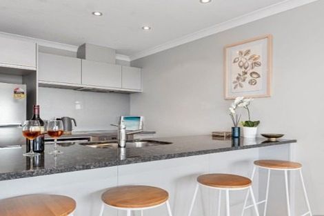 Photo of property in 8/898 Papamoa Beach Road, Papamoa Beach, Papamoa, 3118
