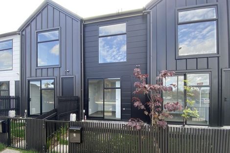Photo of property in 91 Papatupu Way, Kumeu, 0810
