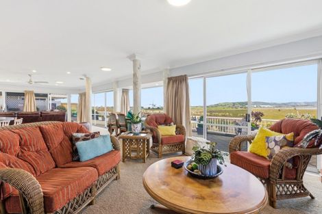 Photo of property in 9 Phoenix Heights, Mount Maunganui, 3116