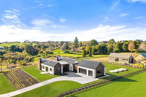 Photo of property in 90 Mangahia Lane, Ngahinapouri, 3882