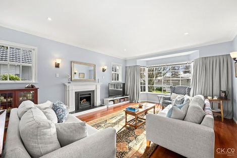 Photo of property in 17 Chilton Grove, Hutt Central, Lower Hutt, 5010