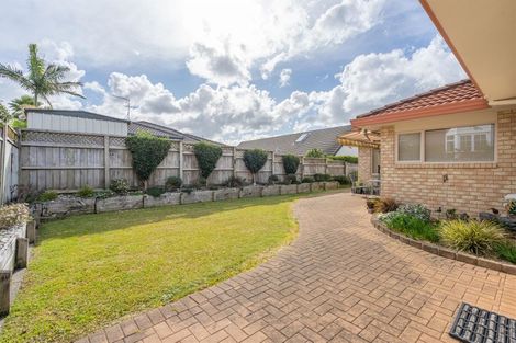 Photo of property in 39 Starlight Cove, Hobsonville, Auckland, 0618