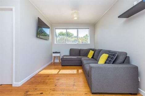 Photo of property in 79 Glamorgan Drive, Torbay, Auckland, 0630