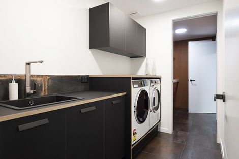 Photo of property in 9 Matipo Street, Wanaka, 9305