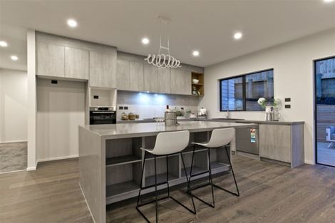 Photo of property in 8 Harvest Avenue, Orewa, 0931