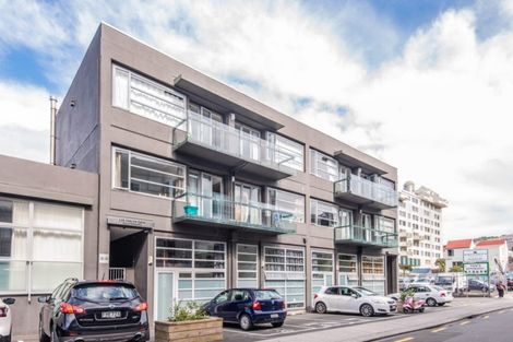 Photo of property in 12/35u Torrens Terrace, Mount Cook, Wellington, 6011