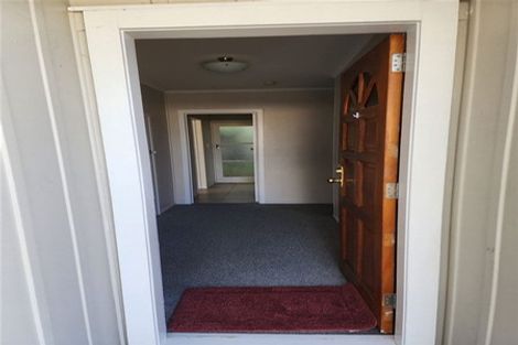 Photo of property in 40a Peach Road, Glenfield, Auckland, 0629