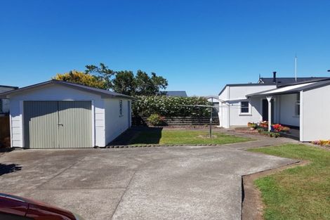 Photo of property in 9 London Street, Dannevirke, 4930