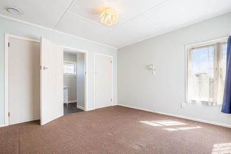 Photo of property in 255 Te Atatu Road, Te Atatu South, Auckland, 0610