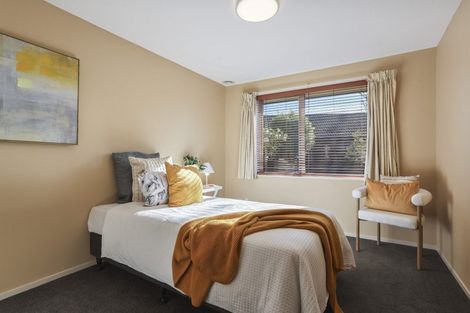 Photo of property in 9 Thoresby Mews, Avonhead, Christchurch, 8042