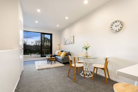 Photo of property in 9 Meg Lane, Glen Eden, Auckland, 0602