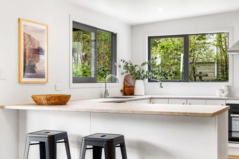 Photo of property in 25 Main Street, Hospital Hill, Napier, 4110