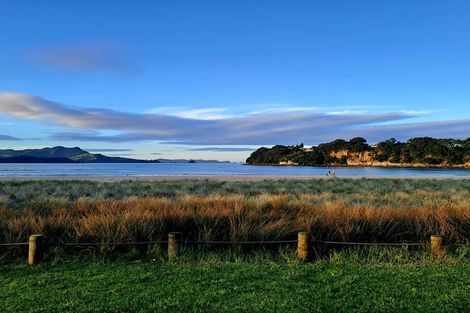 Photo of property in 70 Leeward Drive, Whitianga, 3510