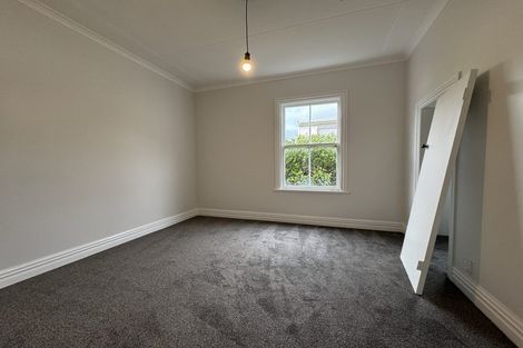 Photo of property in 228 Ohiro Road, Brooklyn, Wellington, 6021