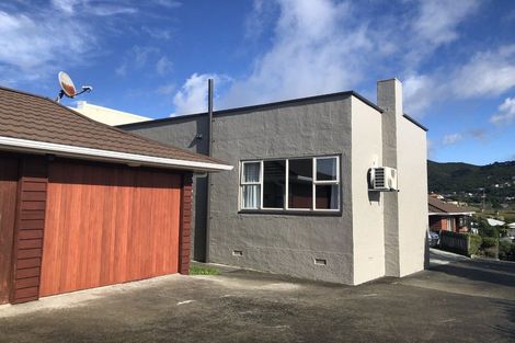 Photo of property in 27b Bould Street, Johnsonville, Wellington, 6037