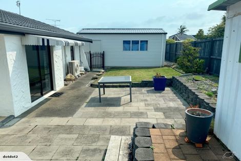 Photo of property in 2/3 Nimrod Place, Half Moon Bay, Auckland, 2012