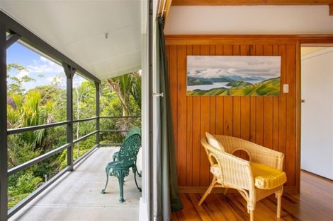 Photo of property in 169 Scenic Drive, Titirangi, Auckland, 0604