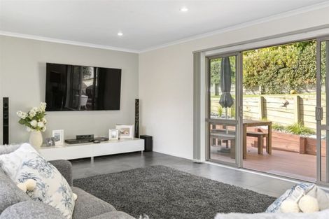Photo of property in 52 Little John Drive, Bellevue, Tauranga, 3110