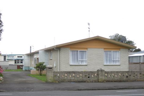 Photo of property in 2/20 Huatoki Street, Vogeltown, New Plymouth, 4310