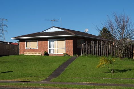 Photo of property in 61 Wickman Way, Mangere East, Auckland, 2024