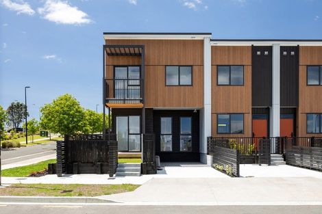 Photo of property in 25 Kapia Road, Westgate, Auckland, 0614