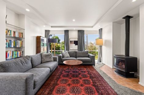 Photo of property in 21 Pukekura Place, Taradale, Napier, 4112