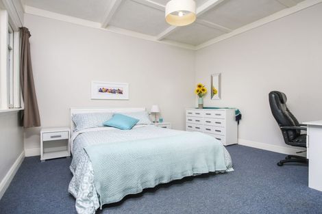 Photo of property in 3 Copley Street, New Lynn, Auckland, 0600