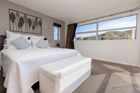 Photo of property in 8 Didsbury Grove, Churton Park, Wellington, 6037