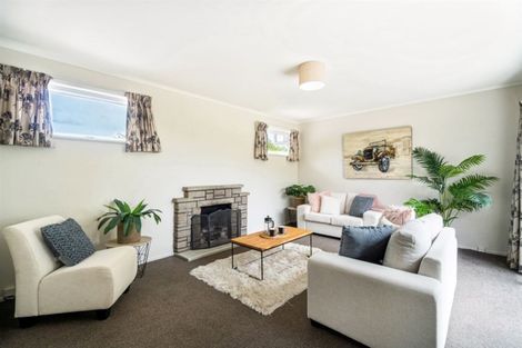 Photo of property in 1/14 Ozich Avenue, Te Atatu South, Auckland, 0610