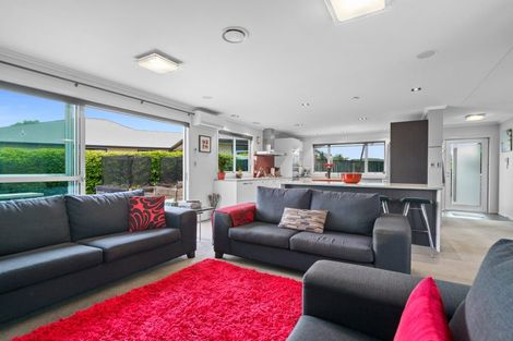 Photo of property in 19 Honiss Place, Cambridge, 3434