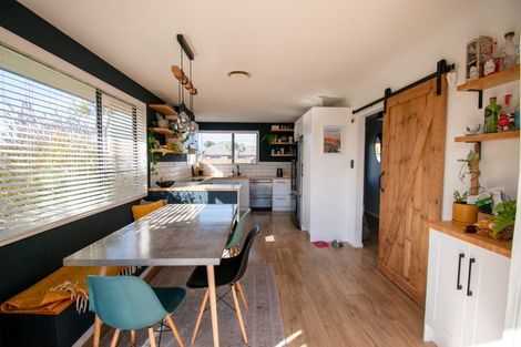 Photo of property in 5 Sea Eagles Place, North New Brighton, Christchurch, 8083