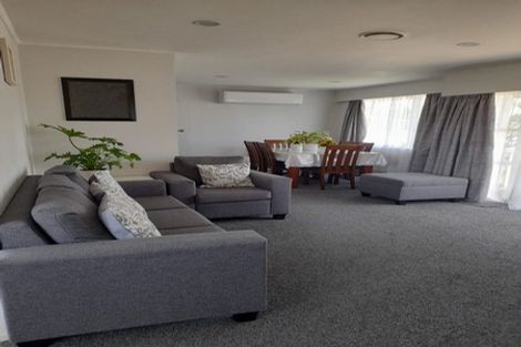 Photo of property in 13 Castleton Street, Birkdale, Auckland, 0626