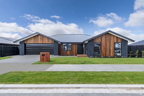 Photo of property in 5 Hawk Close, Rolleston, 7615